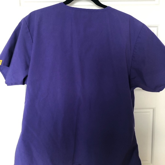 Scrub Top - Picture 4 of 6